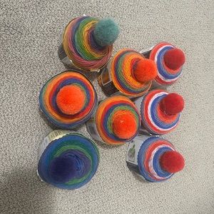 - Caron cupcakes lot of 8